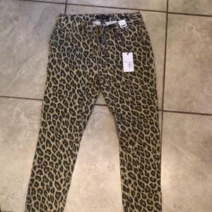 Judy blue leopard skinnies NWT